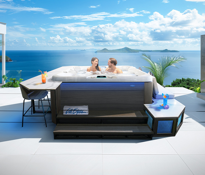 Calspas hot tub being used in a family setting - Hoffman Estates